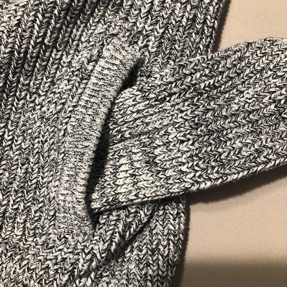 Express button cardigan - Picture 5 of 8